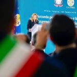 Giorgia Meloni Instagram - Gioia Tauro, firma dell’Accordo per lo Sviluppo e la Coesione tra il Governo e la Regione Calabria. @robertoocchiuto