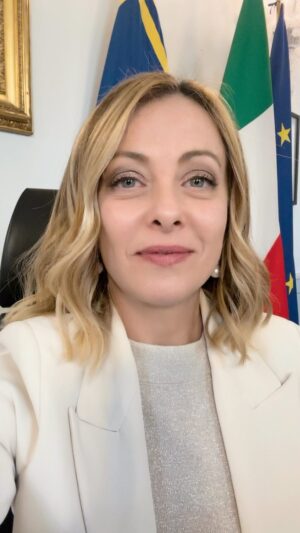 Giorgia Meloni Instagram - Grazie. Siete la mia forza!