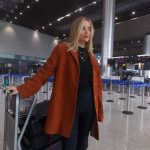Giovanna Chaves Instagram - Embarcando em uma nova aventura 🤍 Estou indo fazer intercâmbio, tirar um tempinho para estudar e me conectar mais comigo mesma 🌟 escolhi Dubai como meu primeiro destino, e para facilitar minha viagem usei o “student club” desenvolvido pela @qatarairways que tem milhões de benefícios, tarifas especiais em voos, flexibilidade para alterar data, Wi-Fi a bordo, franquia de excesso de bagagem e muito mais. Usem meu código promocional “GIOVANNA C” no site! Acompanhem meus stories que vou postar muitooo <3 #qatarairways #studentclub GRU Airport - Aeroporto Internacional de São Paulo