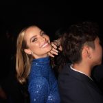 Giovanna Chaves Instagram - Pré estreia #turmadamonicajovemreflexosdomedo Que delícia ver esse trabalho lindo se materializando nas telonas, o filme estreia dia 18 de janeiro nos cinemas de todo o Brasil. Quem for assistir me marca que quero repostar todo mundo nos stories! Assistam, divulguem e venham me contar o que acharam depois 💗 apoie o cinema nacional! Muito feliz com mais um trabalho <3 obrigada @mauricioeca pela confiança em me deixar fazer parte disso, a Carmem foi um presente. São Paulo, Brazil