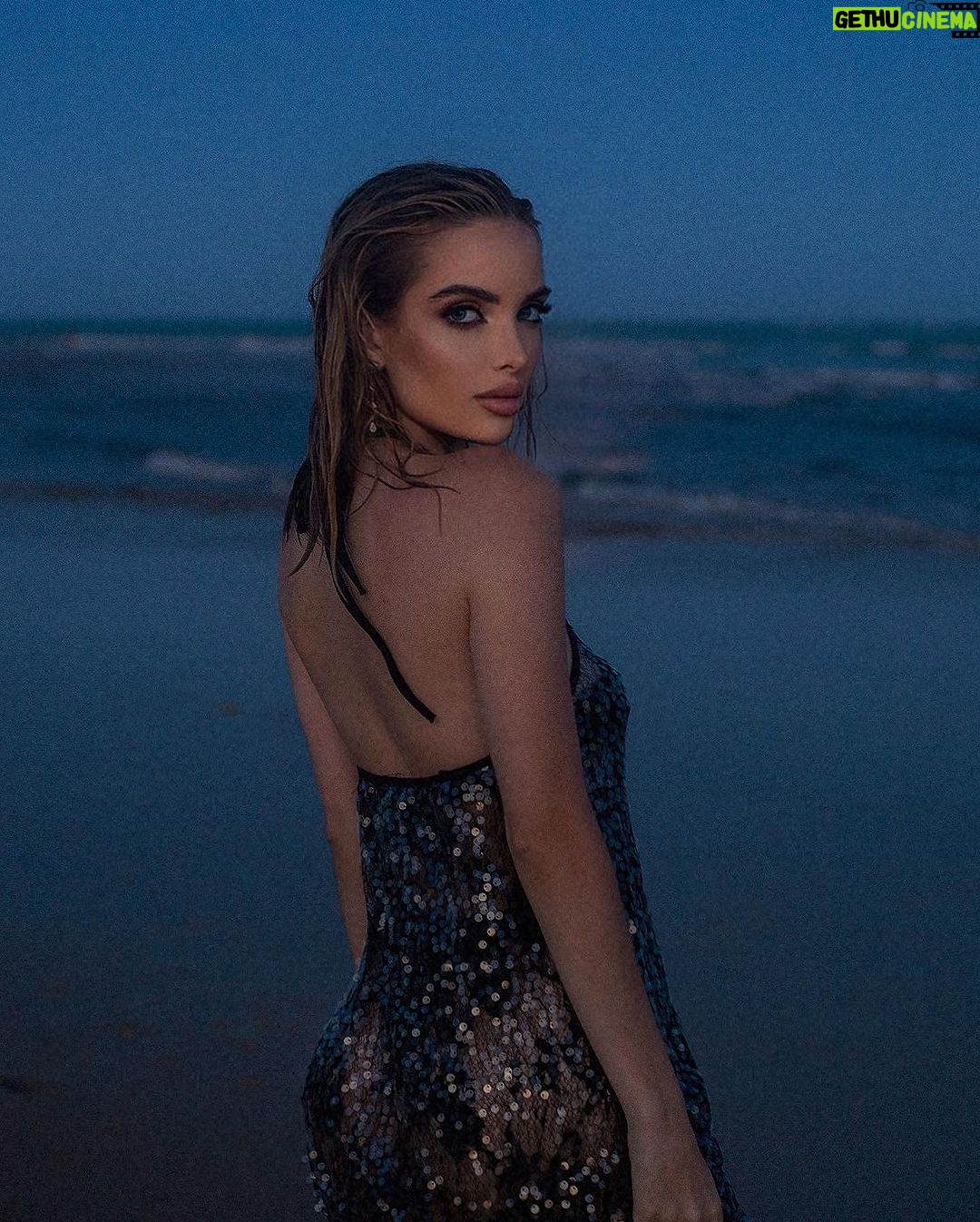 Giovanna Chaves Instagram - ✨ 🌜 🌞 ✨ Trancoso, Bahia, Brazil