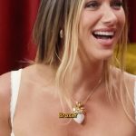 Giovanna Ewbank Instagram - Atenção às perguntas do dia: ⁃ Playlist pra hora do sexo, você tem? ⁃ E fantasia com alguma pessoa famosa? ⁃ Já esteve com uma pessoa pensando na outra? Eu, @brunogagliasso, @juliette e @marinasena respondemos isso e muito mais no #surubaum dessa semana. Agora é a vez de vcs! Contem tudo aqui nos comentários!