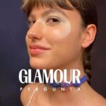 Giovanna Grigio Instagram - Qual loucura de beleza você tem vontade de cometer? E qual look usaria para o resto da vida? Quem responde é a atriz @gigigrigio, que desfilou pela primeira vez no #SPFW nesta sexta-feira (26) para a grife @mnisis.mn e bateu um papo muito gostoso com a gente. Vem ver! ✨ (via @isabellamarinelli e @caamerino | edição: @manoelamorel) #GlamourNoSPFW #SPFWN55