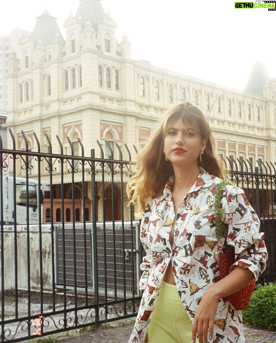 Giovanna Grigio Instagram - oi sumida 🤎 Pinacoteca
