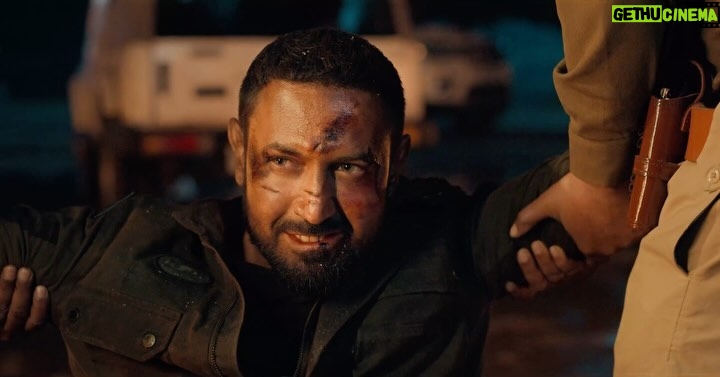 Gippy Grewal Instagram - Jagde Ho Ja Saugey #Warning 2️⃣ Da Teaser Aa Gaya Ae 🔥 See you in cinemas on 2nd Feb 2024 #Warning2 ⚠️ @gippygrewal @jasminbhasin2806 @princekanwaljitsinghofficial @rahuldevofficial @amarhundal1 @bal_deo @raghveerboliofficial @dheerajkkumar @jaggisinghofficial @rajsinghjhinjar @harinder_bhullar @deedargillofficial @hobby_dhaliwal_official @pardeepcheema1 @urshappyraikoti @avvysra @jp47._ @madmix._ @humblemotionpictures @warning_humblemotion @yoodleefilms @saregamapunjabi @kambojsukha @bhana_l.a @vinodaswal13 @hardeepdullat13 @livlyffilms