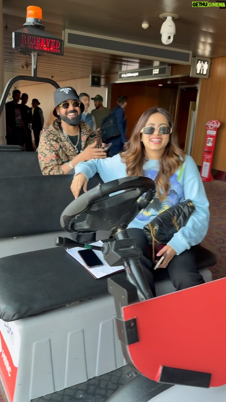 Gippy Grewal Instagram - Sagar di Vahuti chali film dekhan 🤣 Jatt Nu Chudail Takri 👌👌