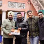 Gippy Grewal Instagram - Panorama Studios & Humble Motion Pictures Present “Ardaas Sarbat De Bhale Di”, Third instalment of Ardaas, Shoot begins 🙏🏻🙏 @gippygrewal @ghuggigurpreet @jasminbhasin2806 @princekanwaljitsinghofficial @bal_deo @kumarmangatpathak @abhishekpathakk @humblemotionpictures @raghveerboliofficial @nirmalrishiofficial @malkeetrauni @sardarsohiofficial @realranajungbahadur @jaggisinghofficial @urshappyraikoti @ravindermand1 @jassilongowalia @bhana_l.a @vinodaswal13 @hardeepdullat13 @kambojsukha @panorama_studios @chhatwanimurli @divaydhamija