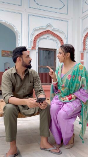 Gippy Grewal Instagram - Bekar Saman 🤣🤣🤣

@gippygrewal @sargunmehta