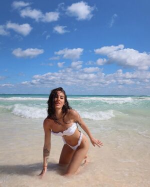Giulia De Lellis Instagram - 🤍🪽 @bikinilovers /ad
