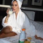 Giulia De Lellis Instagram – First things first: Zymil 🥛 
@zymilitalia #FaiUnSaltoNelBenessere #ZymilBenefitFibre /ad