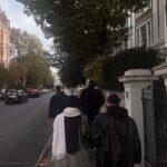 Giulia De Lellis Instagram – Al mondo non esiste nessuno come te
Che mi guardi con gli stessi occhi tristi
Quando fuori c’è il sole 🇬🇧 London, United Kingdom
