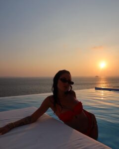 Giulia De Lellis Instagram - 🧿🧡🇬🇷🫧🍑🪬 @bikinilovers /ad Cavo Tagoo Mykonos
