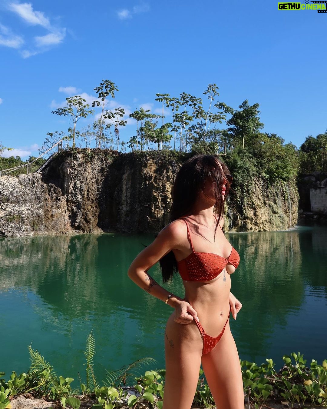 Giulia De Lellis Instagram - ๐โโ๏ธ๐งกโจ๐ด @bikinilovers /ad