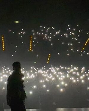 Givēon Instagram - i was looking for a gem and all i found was a gemini..

thank you all for coming to sing, laugh and cry with me. forever in my heart..