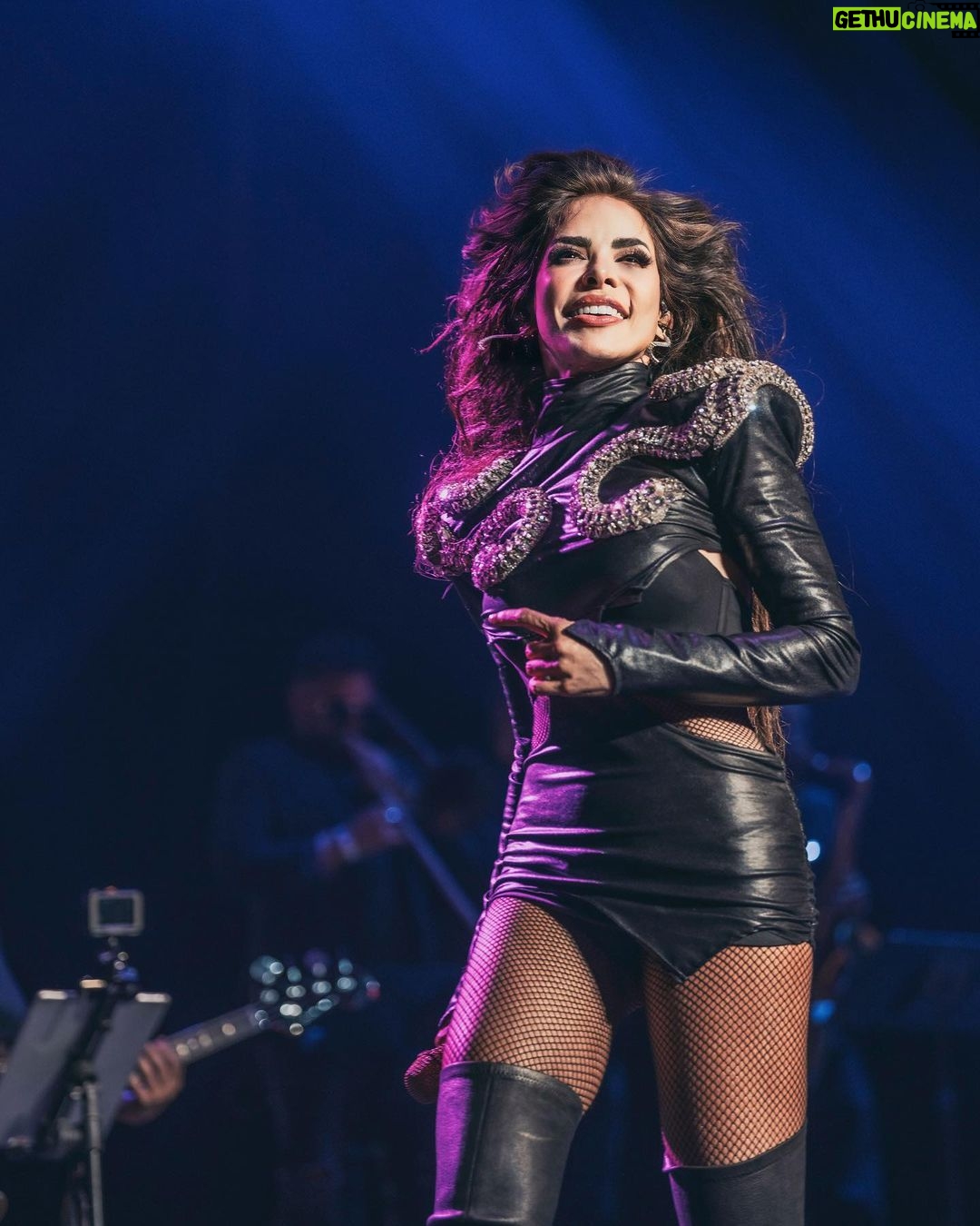 Gloria Trevi Instagram - GRACIAS #LasVegas 💚🤍❤️ #GloriaTrevi