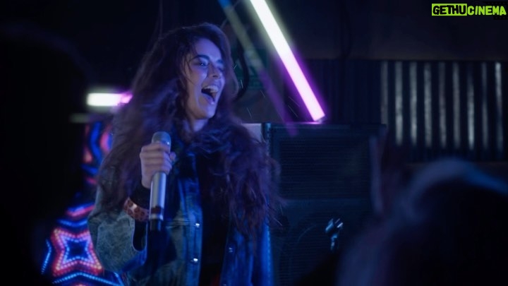 Gloria Trevi Instagram - Para @gloriatrevi ‘Todos Me Miran’ es una de las frases más valientes, pues con ella se convirtió en su mejor versión... ¡No te pierdas el GRAN ESTRENO de #EllasSoyYo, 9:30 p. m. MEX, #ConLasEstrellas! 🙌🎥