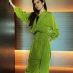 Gloria Trevi Instagram – Verde q te quiero verde… el verde es vida… pero mi madre diría…”el verde solo en los dollares y las esmeraldas”