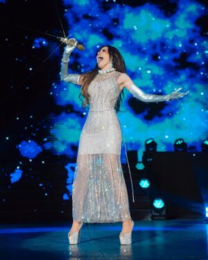 Gloria Trevi Instagram - Su amor me da mil años de vida cada noche ❤️ ¡Los amo mi Tribu! 
#GloriaTrevi