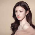Go Youn-jung Instagram - 🛼💜