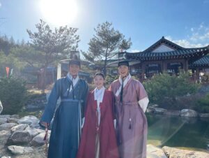 Gong Myeong Instagram - 오늘도 재밌게 봐주세요🤍
