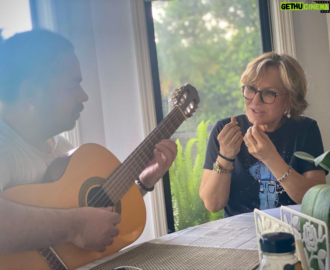 Googoosh Instagram - Giving a hit-booster to the setlist. Working on some new medley’s for the upcoming concerts in Turkey, Germany and Australia. Next stop: Atlanta 🇺🇸 در حال طراحی چند مدلی تازه برای کنسرت های تور ۲۱ در آمریکا، ترکیه، آلمان و استرالیا.