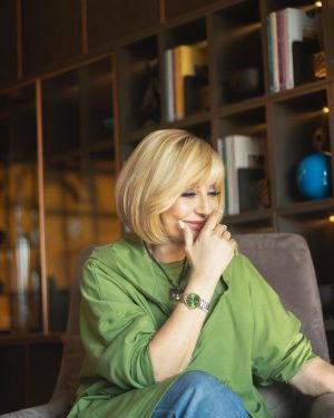 Googoosh Instagram - "This is your History, Wear it with Pride!"

H.I.M FARAH watches - A Limited Series of 200 watches with the signature of Her Imperial Majesty Shahbanou Farah Pahlavi.
Parts of the proceedings will go towards scholarship program in ancient Iranian studies at Harvard, Princeton, and Columbia Universities. 

Available only on our website: 
ISHACPEJMAN.COM 

📞: +1 214 498 1613

#himfarah 
@shahbanou_farah_pahlavi 
@ishacpejman

ساعت‌های H.I.M FARAH 
به تعداد محدود ، فقط ۲۰۰ عدد با کسب اجازه و بهمراه امضای علیاحضرت شهبانو فرح پهلوی بر روی کارت هر ساعت .
سهمی از فروش ساعت‌های علیاحضرت شهبانو فرح به بورسيه مطالعات ایران باستان در دانشگاه‌های معتبر هاروارد، پرینستون، و کلمبیا اهدا خواهد گردید.
فروش فقط از طریق وب‌سایت ما 
‏ISHACPEJMAN.COM 

 خاندان_ایرانساز_پهلوی#
#شهبانو_فرح_پهلوی

Photographer: @rezateimoury