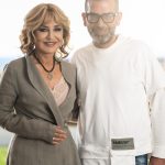 Googoosh Instagram - Six years ago when I was spending the summer in Pairs I somehow felt like singing a song inspired by the native sound of southern Iran. It took a few weeks before I was introduced to a song previously performed by the late Naser Abdollahi. I instantly fell in love with the song and started rehearsing it. The song was recorded along with a series of songs such as “Hastamo Nistam” and some that are still unreleased. The reason for this delay is only because of all the horrific events that occurred in Iran and only increased by time. Today however I’ve decided to release this song along with it’s music video prior to Norouz, hoping that it will bring some joy to my listeners. Love Googoosh تابستان شش سال پیش، زمانی که برای تعطيلات تابستان در پاریس بودم، در اين فكر بودم که ترانه ای بخوانم که از موسیقی غنى و فرهنگ بومی جنوب ایران الهام گرفته باشد. بعد از چند هفته، آهنگى از زنده ياد ناصر عبدالهى شنيدم كه بسيار به دلم نشست... بلافاصله عاشق این ترانه شدم و شروع به زمزمه آن کردم. اين ترانه همزمان با ترانه های دیگر مثل «هستم و نیستم» و چندین ترانه دیگر که هرگز منتشر نشد، ضبط شد. دلیل پخش نشدن این ترانه، وقایع وحشتناکیست که آن زمان در ایران اتفاق افتاد و هر سال بدتر و بدتر شد. ولی امروز، بالاخره تصمیم گرفتم که این ترانه و موزیک ویدیو را قبل از نوروز منتشر کنم. امیدوارم که برايتان شادى بياورد. با عشق گوگوش Photographer: @losangeles_pic / @hadisharekian Hair & Make up: @henryzador