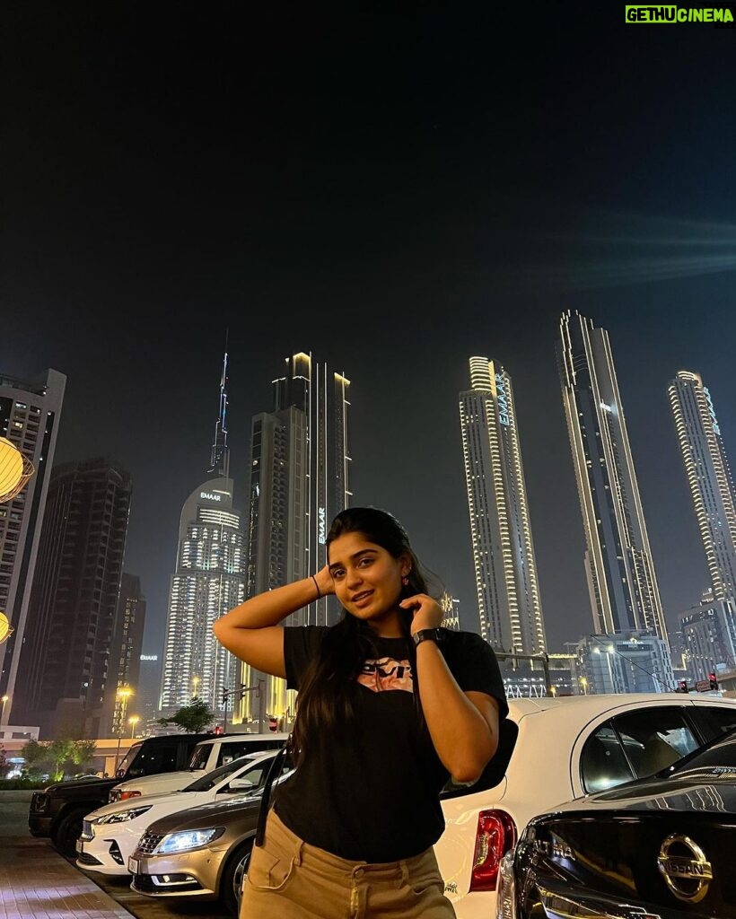 Gouri G Kishan Instagram - dxb ‘23 dump 🛫 #travel #food #fashion #explore #instagood #ootd Dubai, United Arab Emirates
