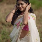Gouri G Kishan Instagram - Onam vannu 🌼 @styyledbyjoe @pournami_mukesh_photography @makeup_by_shibinantony @turmerikofficial @kaya_online_ #onam