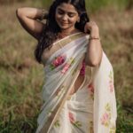 Gouri G Kishan Instagram – Onam vannu 🌼

@styyledbyjoe  @pournami_mukesh_photography
@makeup_by_shibinantony @turmerikofficial @kaya_online_

#onam