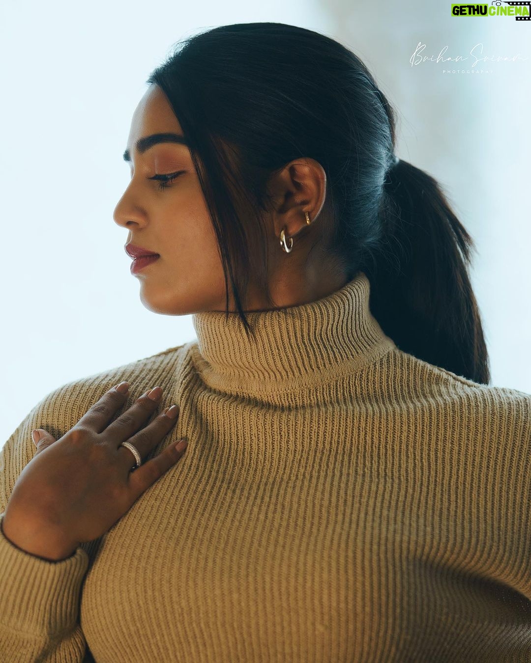Gouri G Kishan - 195.5K Likes - "Beige is atmosphere. It's bisque, it's ivory, it's cream, it's stone, it's toast, it's cappuccino. It's well, it's magic."
Styled by @raveexa
Photography @_briman24
MUAH @meticulous_makeovers