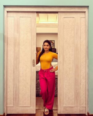 Gouri G Kishan Instagram - We ain’t playin’ tag 💄🩷🎟️

#pink #barbie #love #vacay #instagram #explore #travel #fashion #ootd #instamood