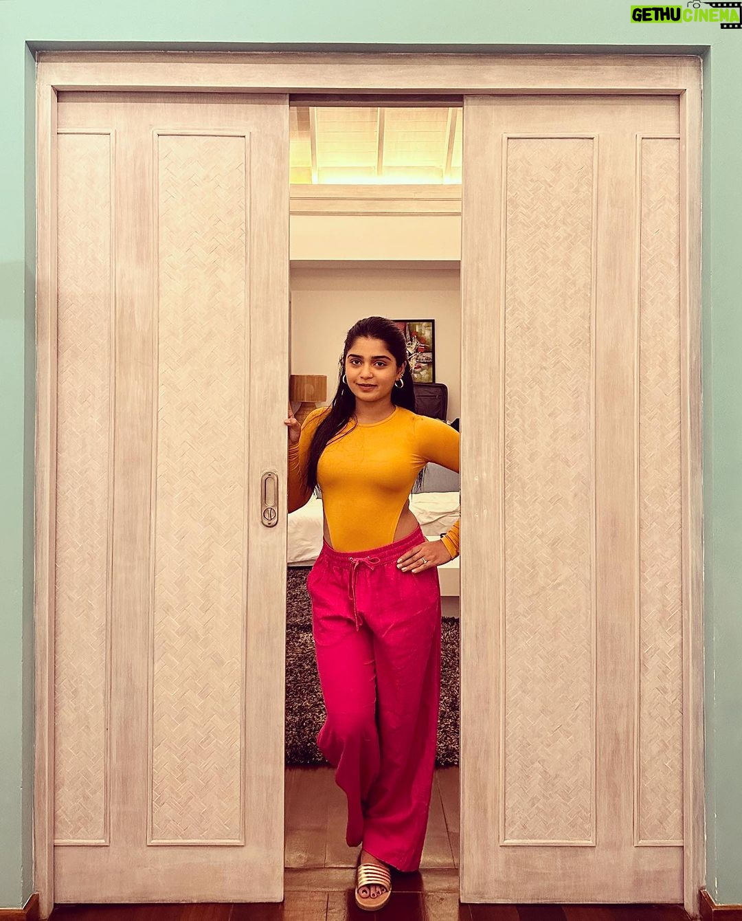 Gouri G Kishan - 205.5K Likes - We ain’t playin’ tag 💄🩷🎟️
#pink #barbie #love #vacay #instagram #explore #travel #fashion #ootd #instamood