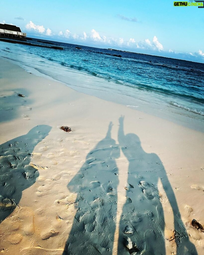 Gouri G Kishan Instagram - Vacayyy 🌊💕🏖 @pickyourtrail @amayakudarah @amayaresort #pickyourtrail #hasslefreeholidays #letsPYT #amayakudarah #PickyourtrailToAmaya Amaya Resorts & Spas Maldives