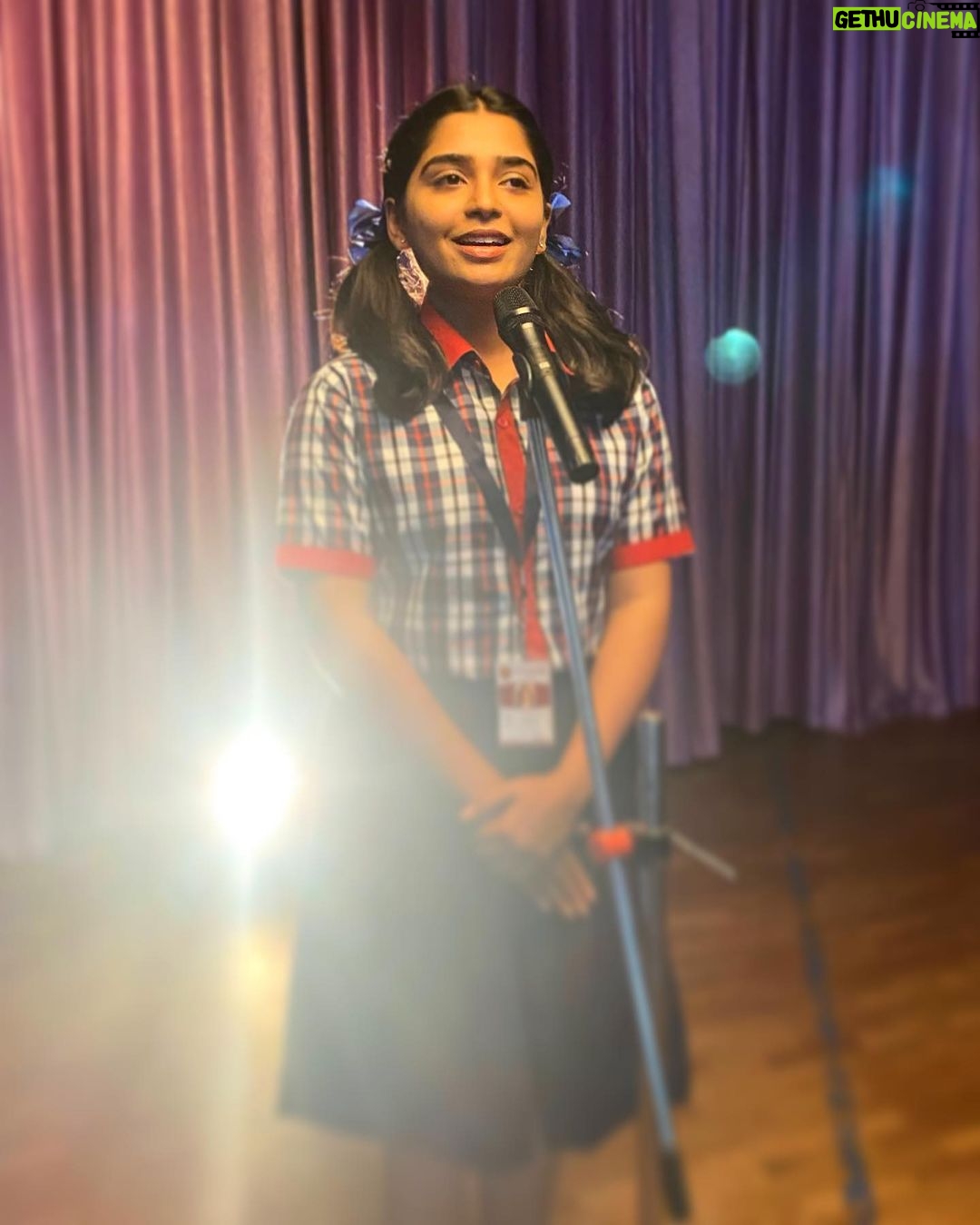 Gouri G Kishan - 172.9K Likes - a Jaanu 🫰Senthazhini crossover 🙈
#backtoschool