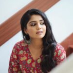 Gouri G Kishan Instagram - One glance, that’s all it takes 🥀 Styled by @joe_elize_joy @styyledbyjoe Photography @ashique_hassan MUAH @alagne_signature Outfit @ekdant_india Store @allonawallkochi