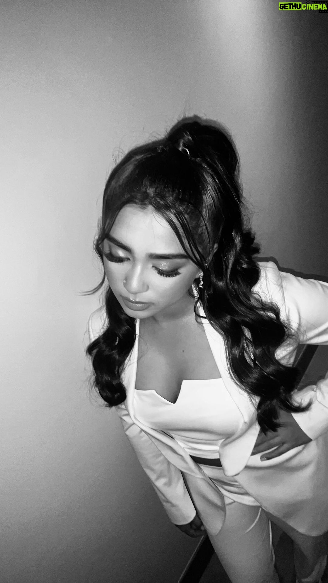 Gouri G Kishan Instagram - The gorgeous @gourigkofficial for SIIMA 23, what an absolute pleasure! β¨ Wearing IZEL Luna | Suit Set β¨π€ MUA @neetubhatiaartistry π
π» Styling @lakshh___ π Ootd @izel.fashion #izel #luxury #suit #paris #Dubai #siima #gourigkishan #womenempowerment #style #redcarpet #india #actor #film Dubai, United Arab Emirates