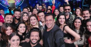 Govinda Instagram - Yeh IPML family ki selfie dekh kar itni khushi 🤧, itni khushi 🤧, itni khushi 🤧 mujhe aaj tak nahi hui 😭.

Lekin khushi hogi double, jab hum le jaayengey IPML ki trophy, apne ghar! 😉

Watch the opening ceremony of the #IndianProMusicLeague, Tonight, 8 PM on @ZeeTV

#IPMLonZeeTV #MusicUnchaRaheHamara #IPMLOpeningCeremony #AnanyaBirlaFoundationBengalTigers
@zee5 @ipml_official  @zeestudiosofficial @contiloepictures @ananyabirlafoundation @ananya_birla @bengaltigersmc @tina.ahuja @officialsunitaahuja @akanksha0711