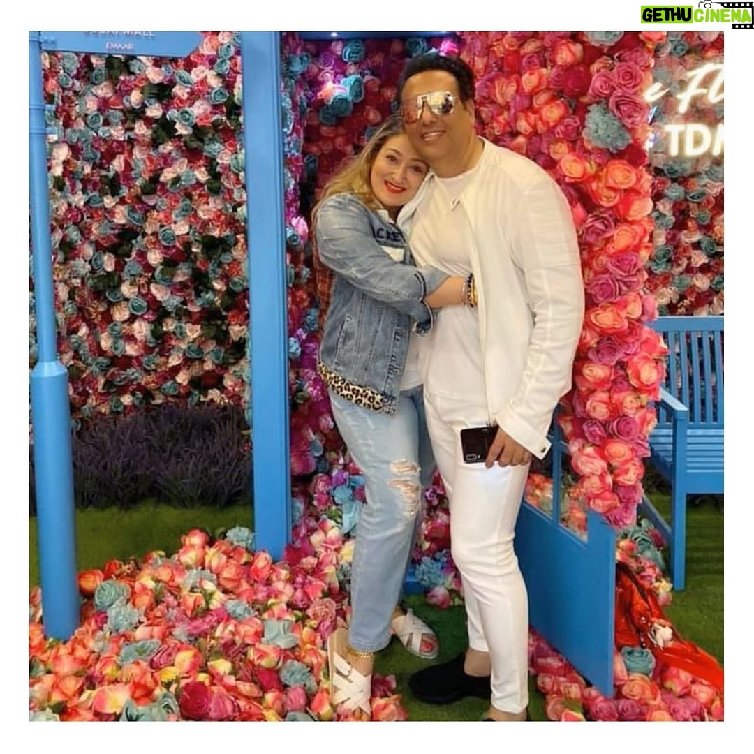 Govinda - 109.8K Likes - 👩❤️👨🥂🎉 @ahujasunita
#happyanniversary #35yearsyoung