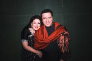 Govinda Instagram - Sunita ne kaha ‘aap bhi black peheniye toh couple photos ache aayenge’ toh aaj styling by my lovely wife!❤️ @officialsunitaahuja