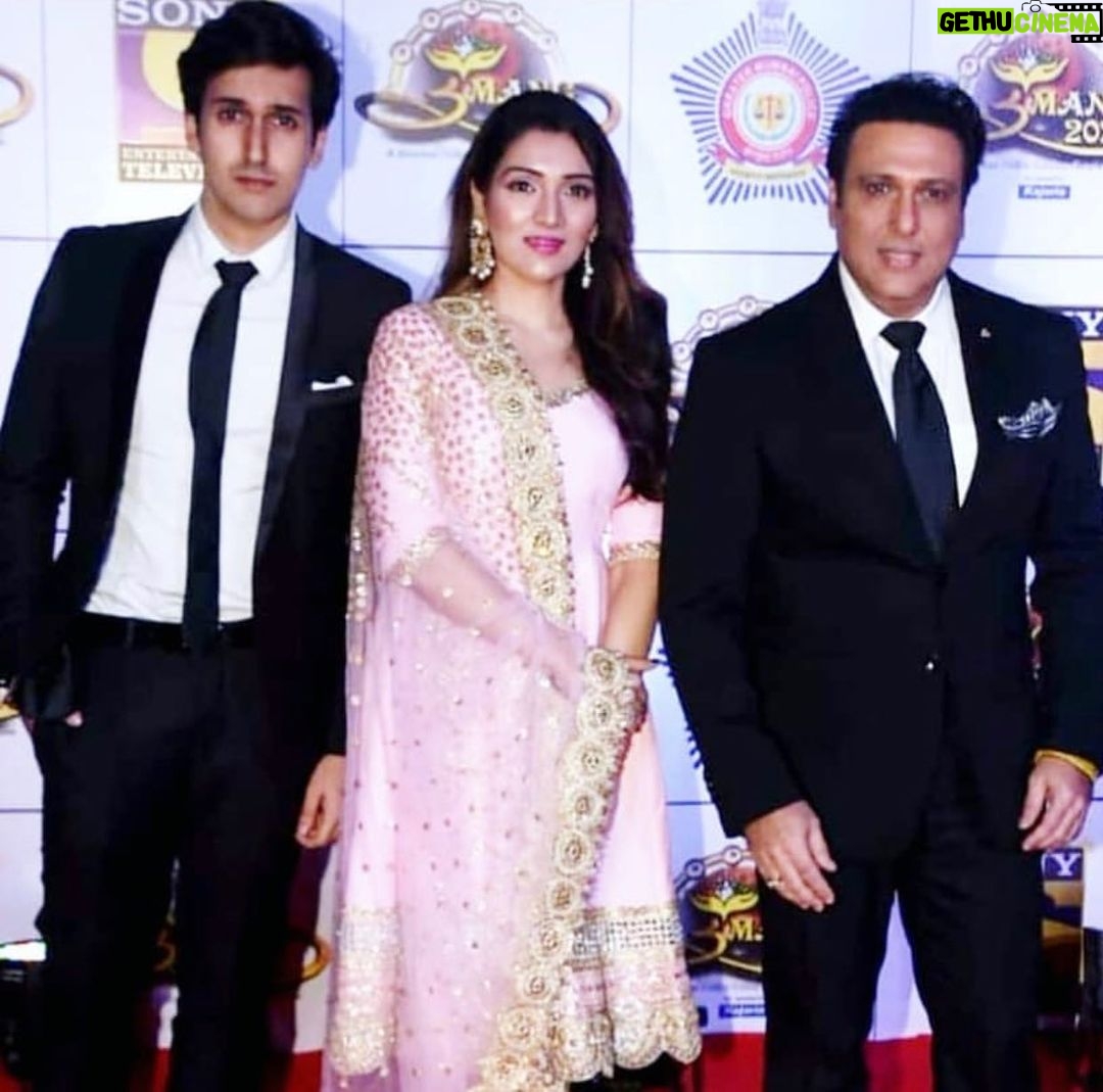 Govinda - 87.4K Likes - At Mumbai Police Celebrations with kids ❤️🎉
#Umang2020