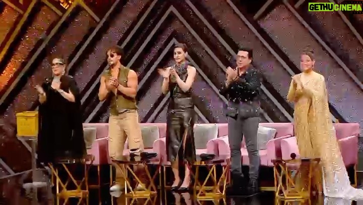Govinda Instagram - #IndiasBestDancer ke finale no. 1 mein dance, masti aur entertainment sab hoga no. 1! Dekhiye #IndiasBestDancer ka #FinaleNo1, kal raat 8 baje, sirf #SonyEntertainmentTelevision par. @geeta_kapurofficial @terence_here @iamsonalibendre @tigerjackieshroff @kritisanon @ijaybhanushali @govinda_herono1 #IndiasBestDancer #IBD #Dancer #Dance #HarMoveSeKarengeProve #IBD3