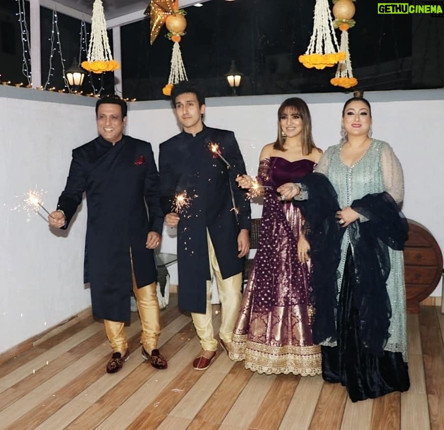 Govinda Instagram - Diwali Celebration with my lovely family ✨ #beautiful #candidmoments #happydiwali2018