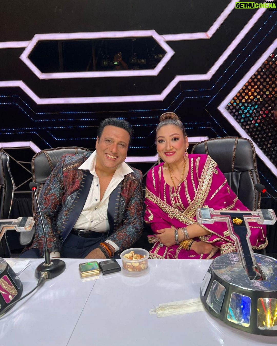 Govinda - 104.9K Likes - Had an amazing time on the sets of Super Dancer Nepal.
Curated @tina.ahuja
Styled by @tiara_gal @akansha.27
outfit @creativestop_official