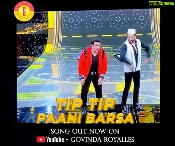 Govinda Instagram - Hi guys, Govinda and Ranveer Singh performed on “Angan Tera Tarsa Toh Tip Tip Paani Barsa” on the sets of The Big Picture. Link in bio Please Like, Subscribe and Follow the channel “Govinda Royalles” on YouTube, Facebook(@govindaroyalles), Instagram(@govindaroyalles) & Twitter(@govindaroyalles) for further updates. Stay Tuned for more to come… @govindaroyalles @ahuja_yashvardhan @tina.ahuja @officialsunitaahuja @ranveersingh #TipTipPaaniBarsa #Govindaji #SunitaAhuja #TinaAhuja #yashvardhanahuja