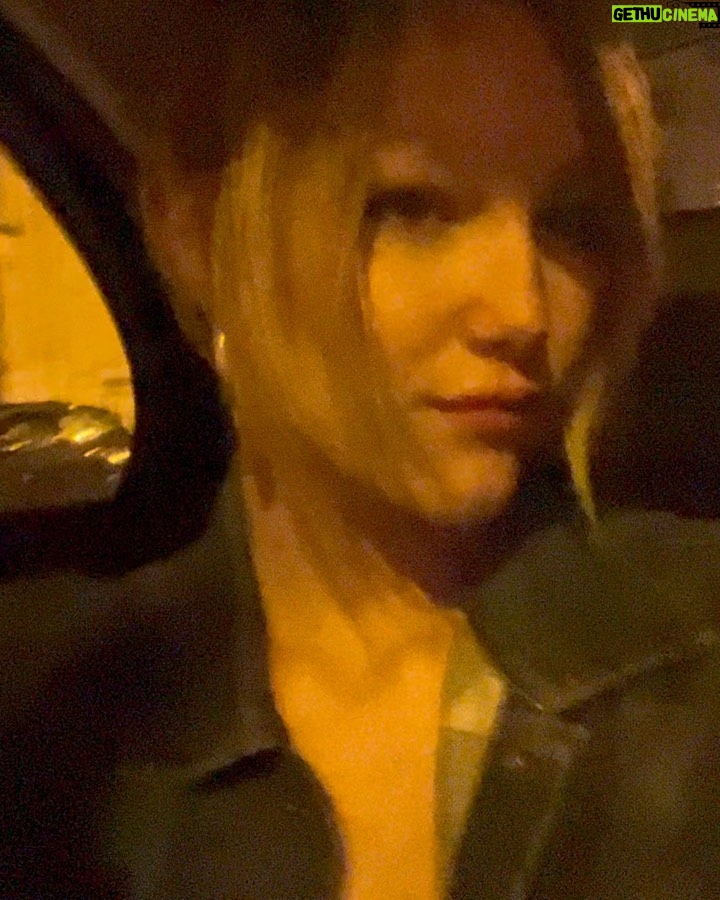 Grace VanderWaal Instagram - Paris Paris Paris!