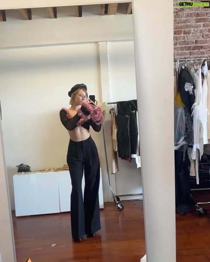 Grace VanderWaal Instagram - Lil fashion dump ♀♥