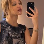 Grace VanderWaal Instagram - Volume uppppp✨✨