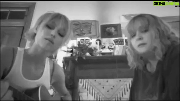 Grace VanderWaal Instagram - wholesome 2AM jam seshz