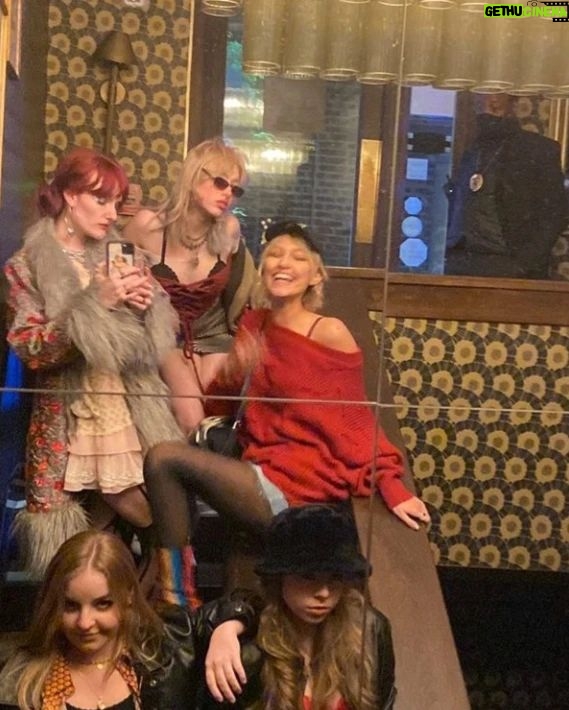 Grace VanderWaal Instagram - πΎππ€π»